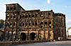 Porta Nigra, gradska vrata Triera iz rimskog doba.