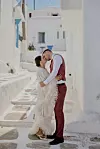 Arhitektura Mykonosa je savršena kulisa za romantične fotografije