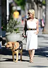 Selma Blair ovih dana snimljena je u shoppingu sa svojim vjernim psom