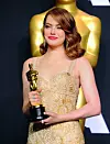 Nagradu Oscar za najbolju glavnu glumicu dobila je 2017. za ulogu u mjuziklu ‘La La Land’