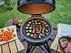 Kamado roštilj odlično peče i druge vrste hrane, ne samo meso