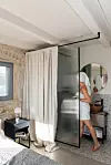 U svakoj sobi je i kupaonica