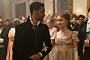 Rege-Jean Page kao Simon Basset i Phoebe Dynevor kao Daphne Bridgerton.