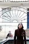 Na ulazu u londonsku bolnici gdje se liječila