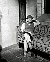 Truman Capote na setu ”Murder by Death”