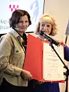 Lani je Zrinkinu Nagradu Dražen Petrović koju Hrvatski olimpijski odbor dodijeljuje mladim sportašima preuzela njezina majka