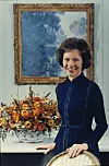 Službeni portret prve dame Rosalynn Carter 1977. godine