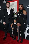 Serena Williams sa suprugom Alexisom Ohanianom i kćerkicom Alexis Olympia na premijeri dokumentarca 'King Richard' u Los Angelesu 2021.