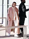 Hailey Bieber obožava maksi kapute