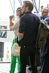 Prva zajednička fotografija Eve Mendes i Ryana Gosslinga snimljena je u zračnoj luci LAX u Los Angelesu u lipnju 2012.