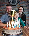 Sa sinom Davidom i suprugom Anitom