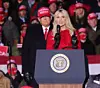 Donald Trump zamalo je otpustio svoju kći Ivanku
