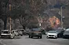 Čuveni Bulevar sumraka zatrpan je izgorenim vozilima