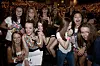 Obožavateljice One Directiona na koncertu 2012.