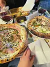 Želite li pojesti dobru pizzu, predlažemo Sorbillo, Vesi, Atanasio, Da Michele (Julia Roberts tu je snimala “Eat, pray, love”) i 50 Kalò.
