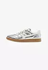 Pull&Bear 25,99 eura