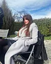 Ponosna je na sebe jer ima i racionalnu crtu pa puno svoje odjeće prekraja i nosi na različite načine. Primjerice, neku haljinu pretvori u bluzu