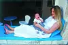 Ena s malenom Lanom na Braču 2000. godine