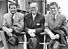 Mladi JFK s ocem Josephom i bratom Josephom Patrickom