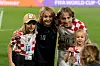 Kapetan sa svojom djecom 2022., na Svjetskom prvenstvu u Kataru