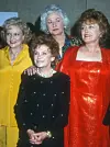 Betty White s kolegicama Bea Arthur, Rue McClanahan, Estelle Getty snimljene 1992. godine.