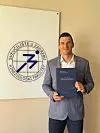 Valent Sinković diplomirao je na Kineziološkom fakultetu u Zagrebu