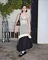 Lily Collins predstavljat će svoje odgovore na vječno pitanje 'Što obući'